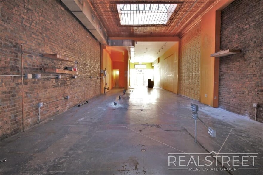 More Photos Of 215 Smith St, Brooklyn Storefront Retail Residential For Lease