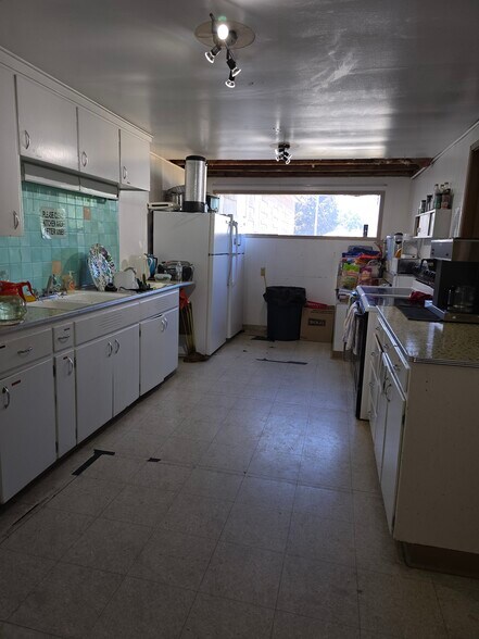 More Photos Of 5109 N Adams St, Spokane Office For Sale