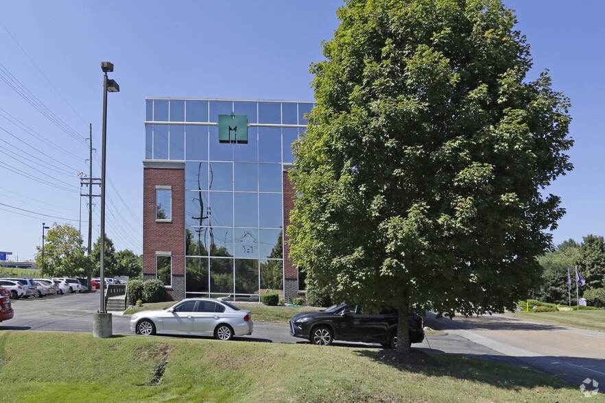 More Photos Of 8320 E Walker Springs Ln, Knoxville Office For Lease