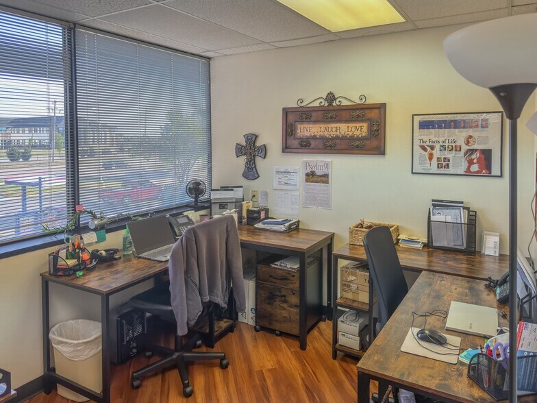 More Photos Of 1125 N Porter Ave, Norman Medical For Sale