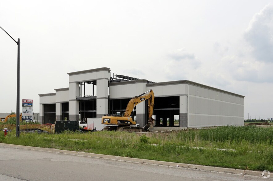 More Photos Of 110 Parr Blvd, Caledon Warehouse For Lease