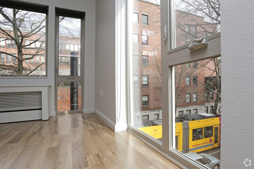 More Photos Of 2240-2250 NW Lovejoy St, Portland Apartments For Lease