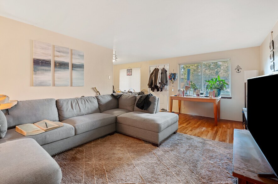 More Photos Of 19207 60th Ave W, Lynnwood Apartments For Sale