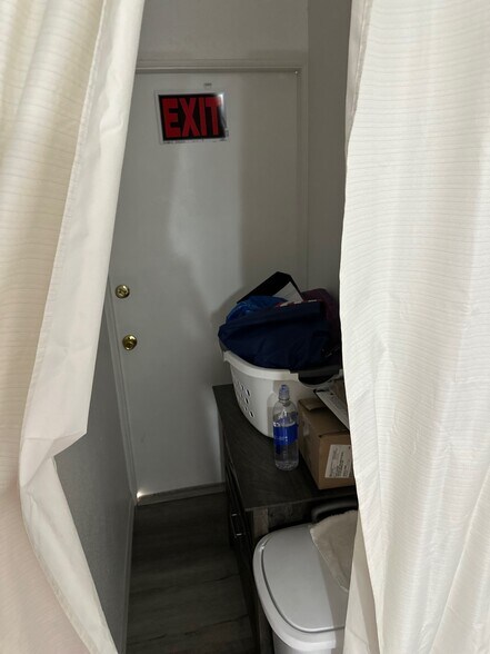 More Photos Of 525 E Olympia Ave, Punta Gorda Storefront Retail Office For Sale