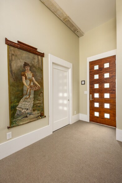 More Photos Of 81 N Main St, Ellenville Office Residential For Sale