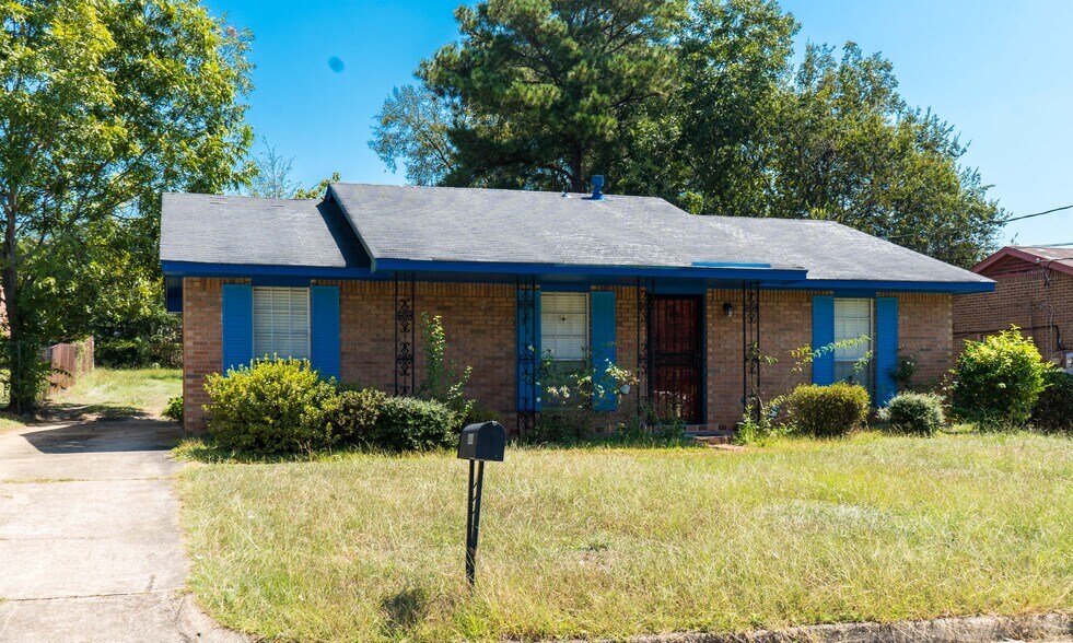 More Photos Of , Montgomery Specialty For Sale