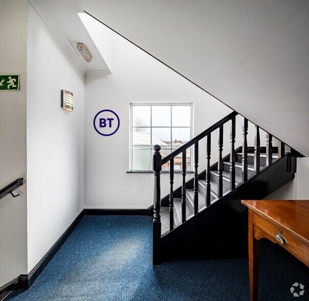 More Photos Of Mart Ln, Ormskirk Office For Lease