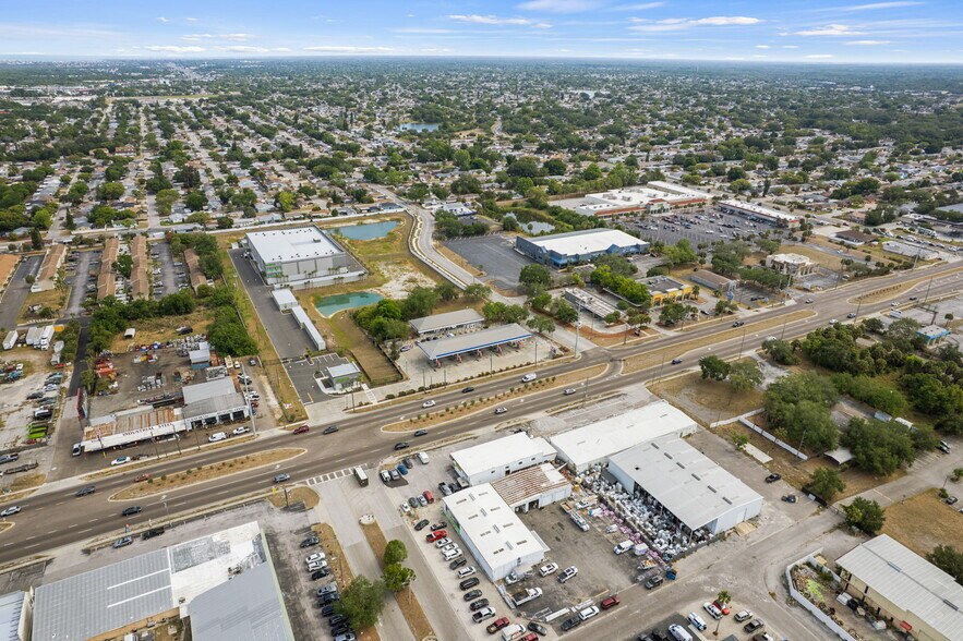 More Photos Of 6826 Ridge Rd, Port Richey Auto Repair For Sale