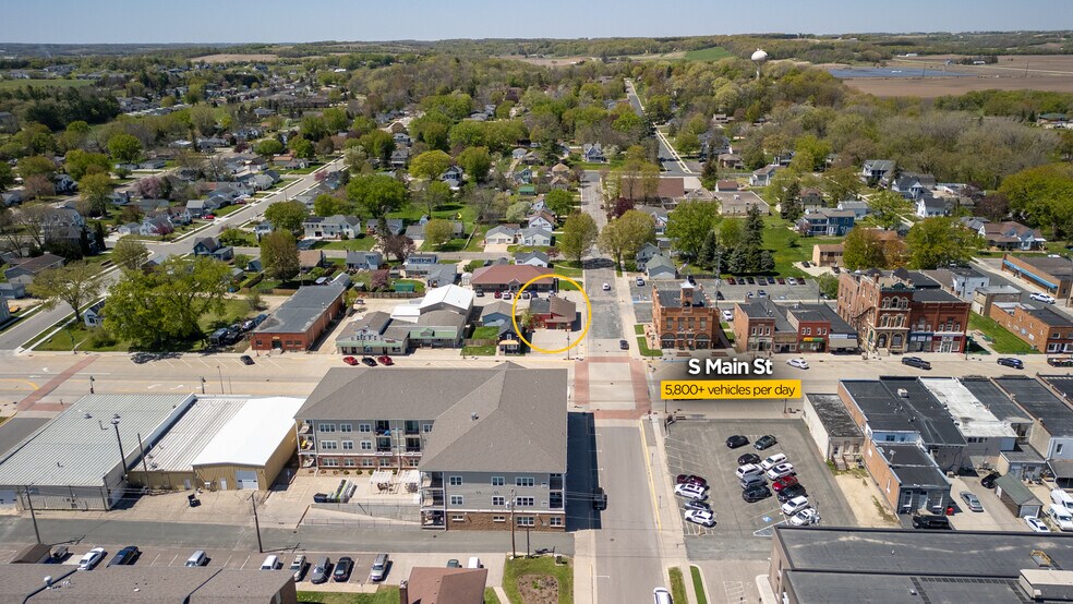 More Photos Of 300 S Main St, Pine Island Restaurant For Sale