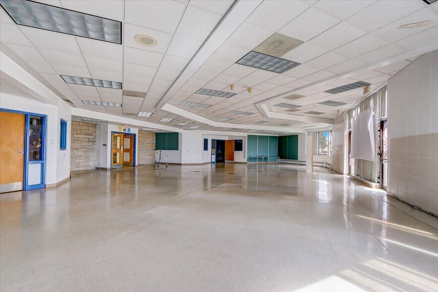 More Photos Of 305 Milwaukee St, Johnson Creek Schools For Sale