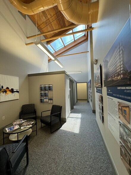 More Photos Of 2200-2300 Sutherland Ave, Knoxville Office For Lease