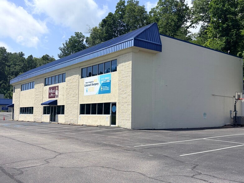 More Photos Of 700 Technology Dr, Charleston Hospital For Sale