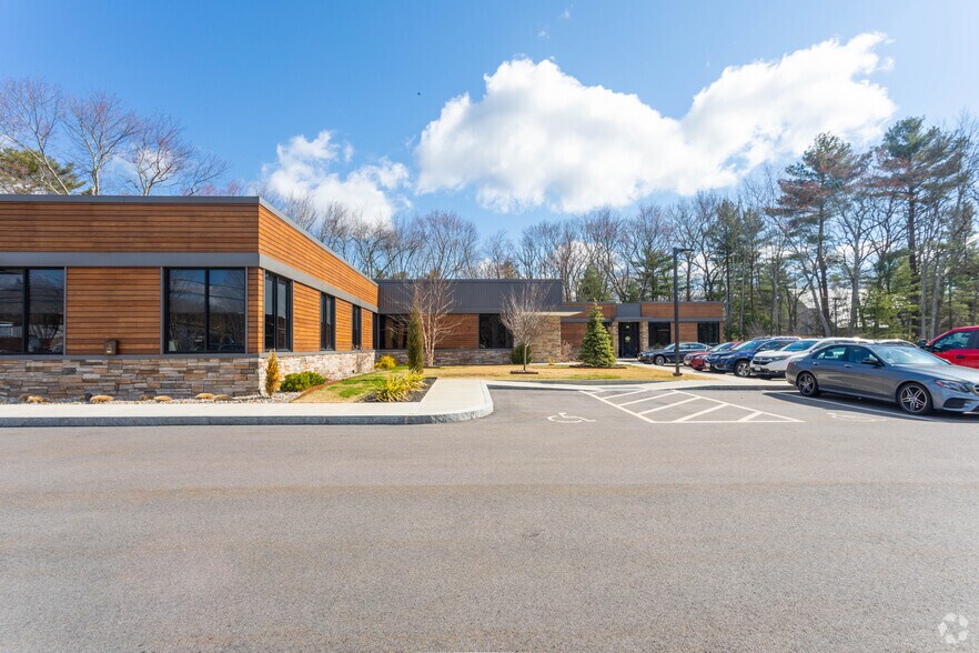 More Photos Of 28 Birch St, Milford Office For Lease