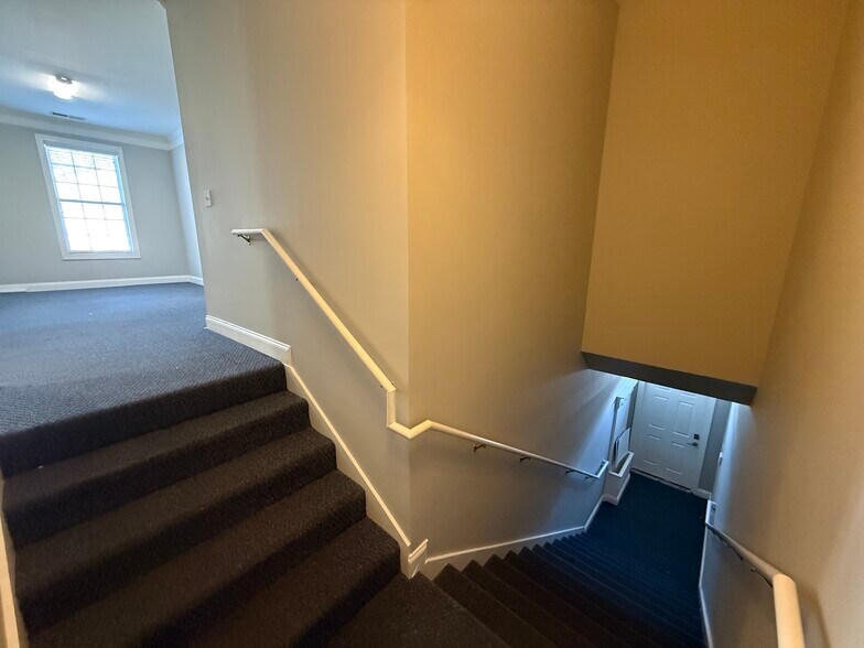 More Photos Of 3105 Creekside Village Dr, Kennesaw Office For Sale