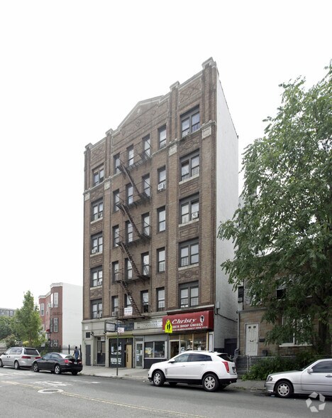 Primary Photo Of 900 E 167th St, Bronx Apartments For Sale