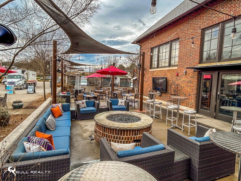 More Photos Of 1802 Drayton Rd, Drayton Restaurant For Lease