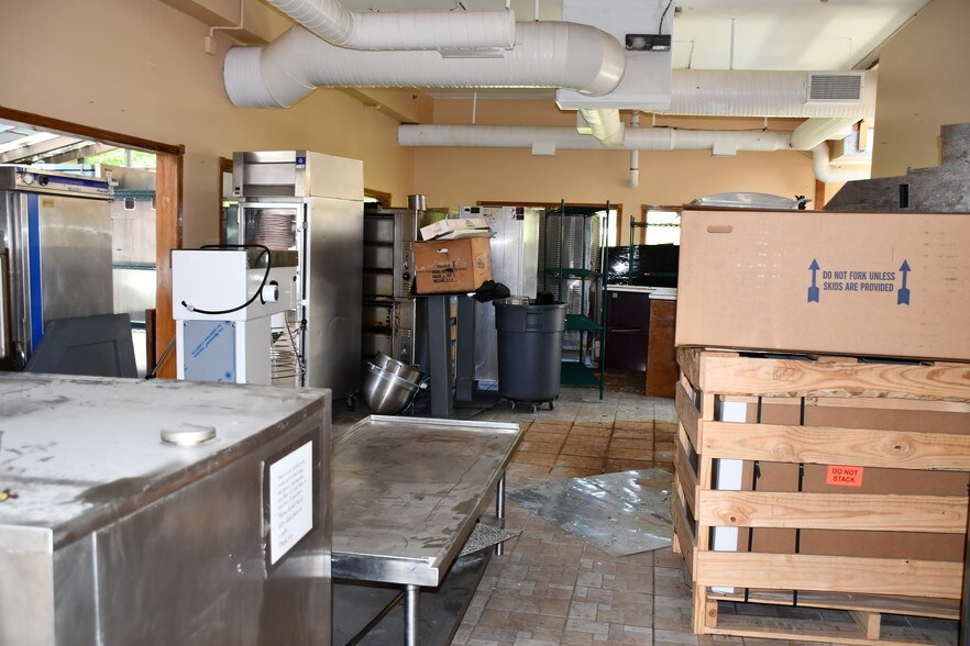 More Photos Of 10211 W Lincoln Hwy, Frankfort Restaurant For Lease