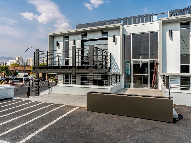More Photos Of 400 S Wells Ave, Reno Office For Sale
