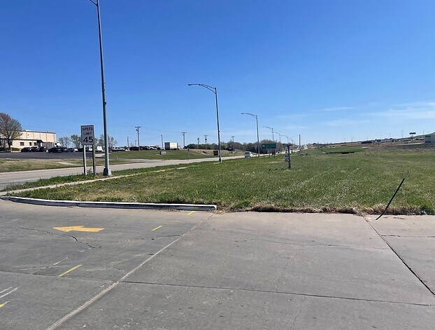 More Photos Of 2200 Lincoln st, Concordia Land For Sale