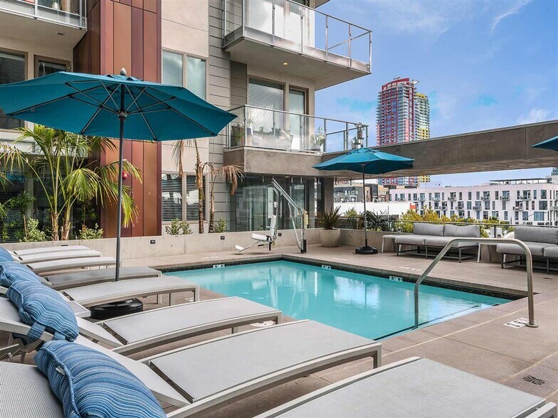 More Photos Of 1110 F St, San Diego Apartments For Lease