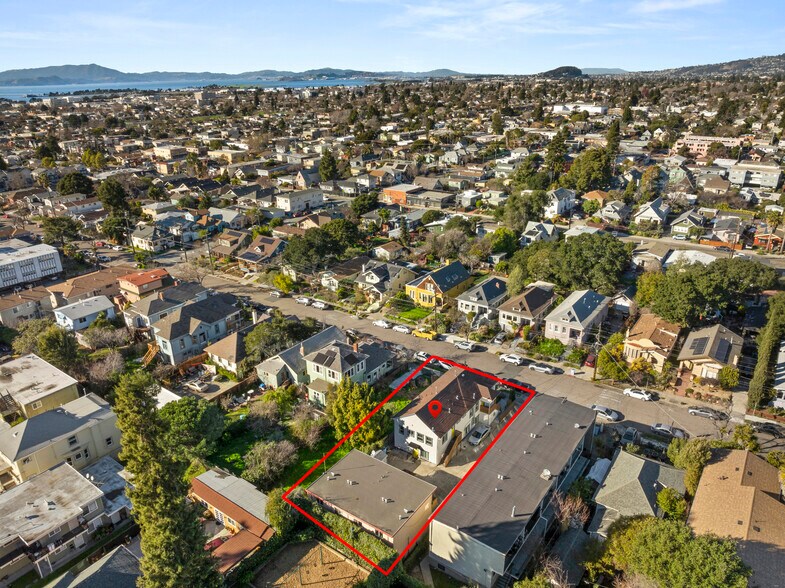 More Photos Of 1628 Tyler St, Berkeley Apartments For Sale