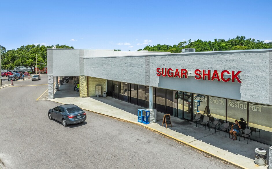 More Photos Of 38901-38923 County Road 54, Zephyrhills Storefront For Lease
