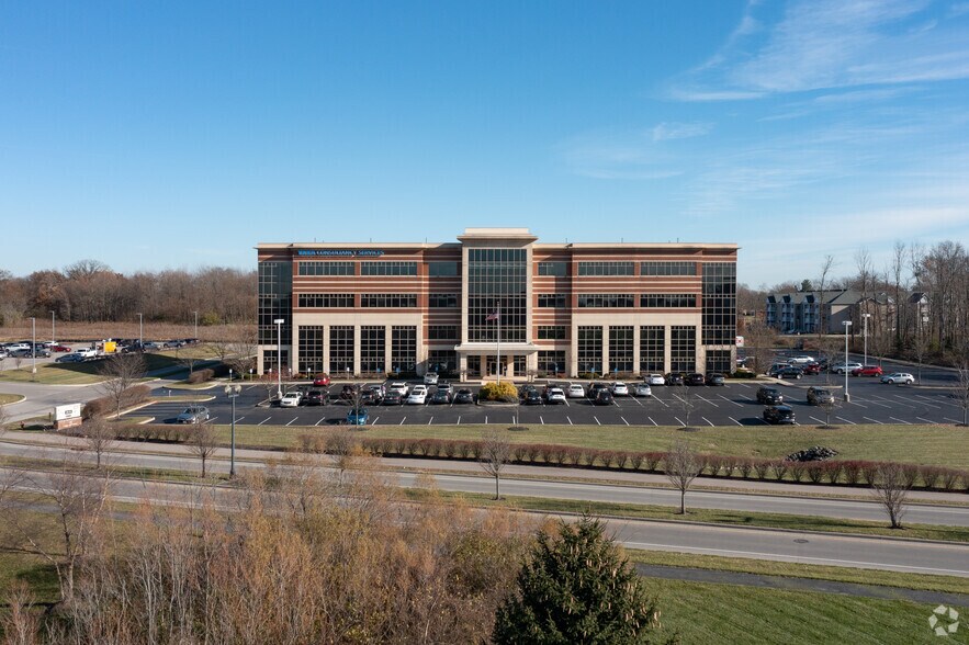 More Photos Of 4270 Ivy Pointe Blvd, Cincinnati Office For Lease