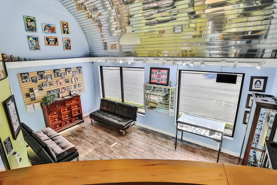 More Photos Of 416-424 3rd St S, Jacksonville Beach Loft Creative Space For Lease