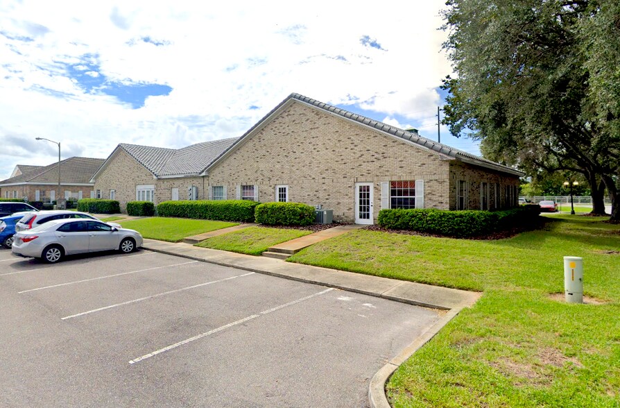 More Photos Of 901 E Oak St, Kissimmee Medical For Lease