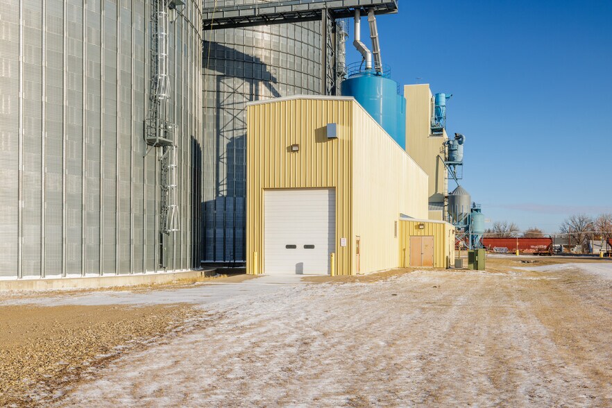 More Photos Of 500 Railroad Ave, Sutton Food Processing For Sale