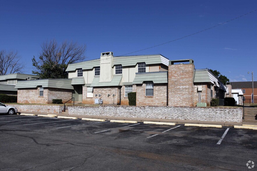 More Photos Of 7404 Lyrewood Ln, Oklahoma City Apartments For Sale