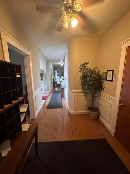 More Photos Of 202 S College St, Harrodsburg Hospitality For Sale