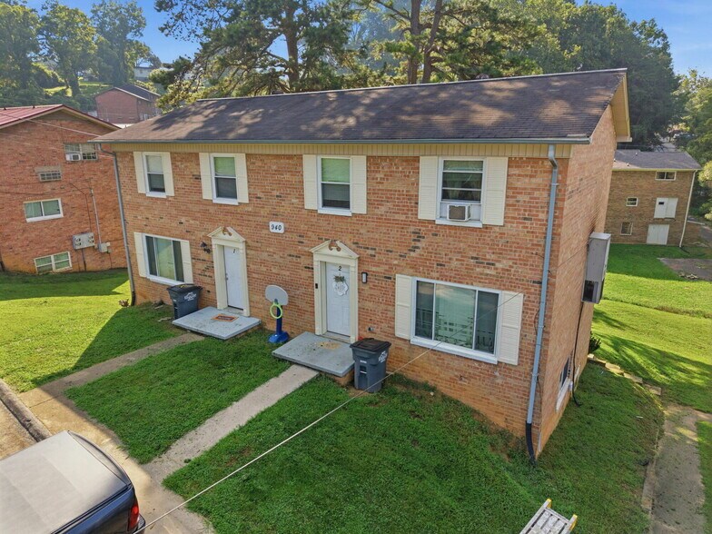 More Photos Of 944-944 Chadwick Dr, Kingsport Apartments For Sale