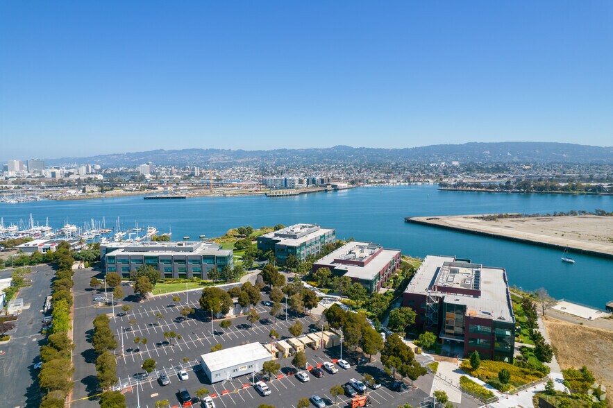 More Photos Of 300 Wind River Way, Alameda Unknown For Lease