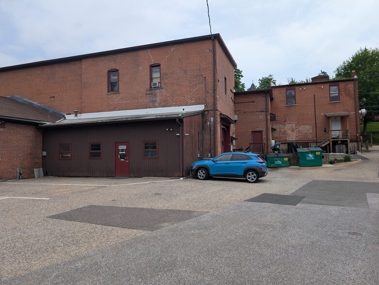 More Photos Of 326-328 Derby Ave, Derby Warehouse For Sale