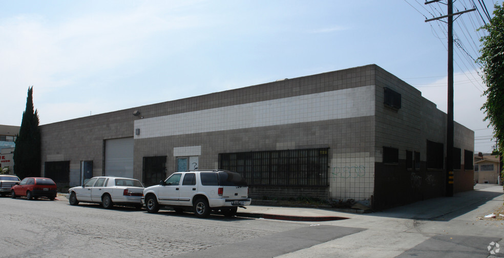 Primary Photo Of 2618 E 55th St, Los Angeles Manufacturing For Lease