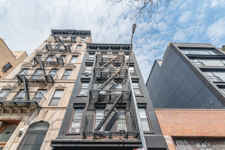 More Photos Of 615 E 6th St, New York Apartments For Sale
