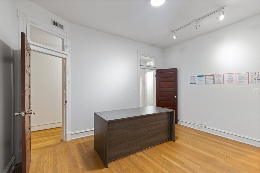 More Photos Of 34 E 25th St, Baltimore Office Residential For Sale