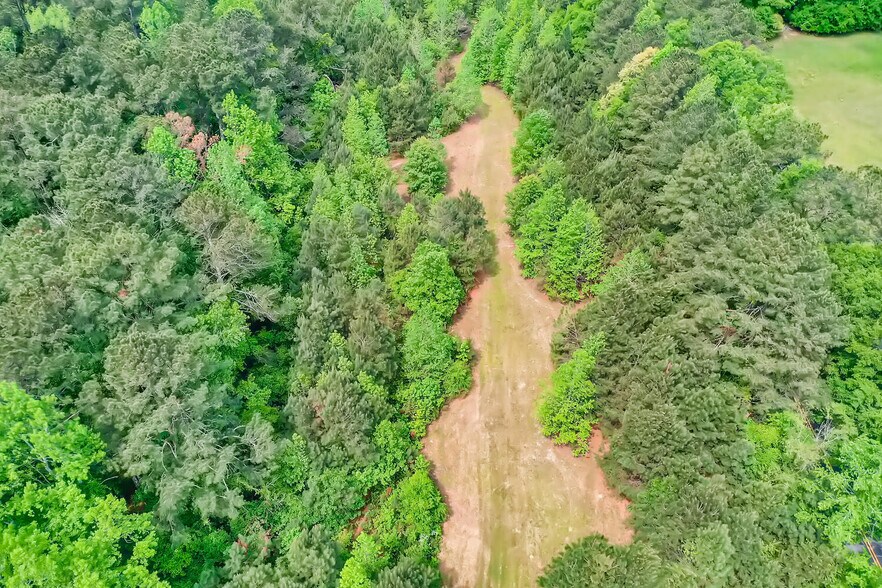 More Photos Of 3920 Hiram Lithia Springs Rd, Powder Springs Land For Sale