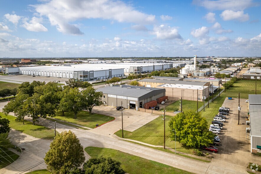 More Photos Of 10302 Mula Rd, Stafford Warehouse For Sale