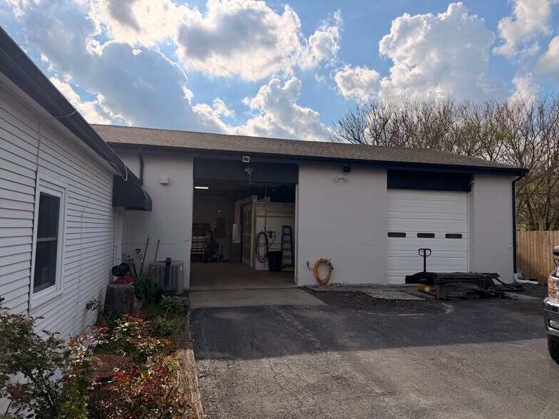 More Photos Of 19850 Burnham Ave, Lynwood Specialty For Sale