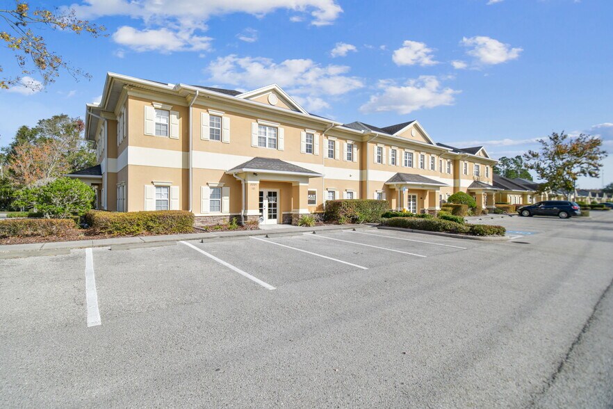 More Photos Of 20525 Amberfield Dr, Land O' Lakes Office For Lease