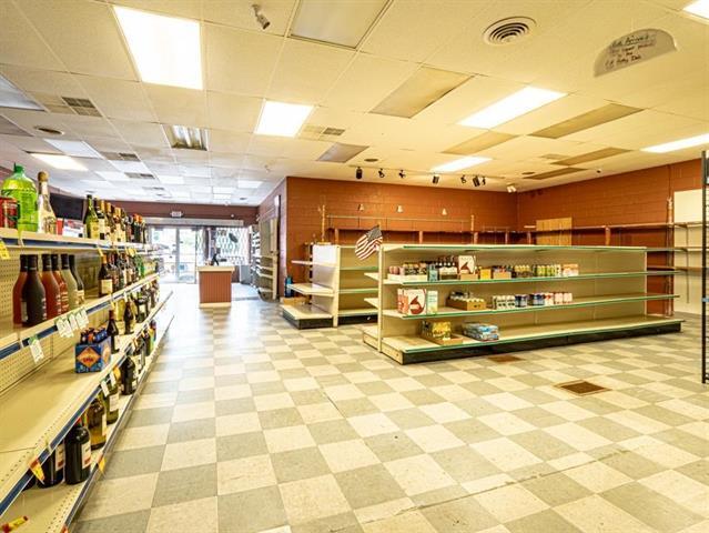 More Photos Of 206 Main St, Poultney General Retail For Sale