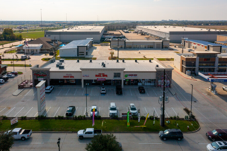 More Photos Of 23135 Morton Ranch, Katy Storefront For Lease