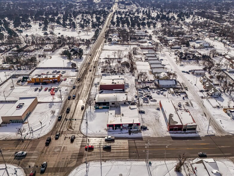 More Photos Of 3117 E 13th St, Wichita Freestanding For Sale
