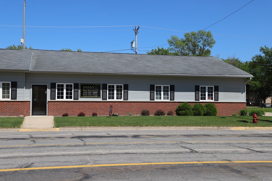 More Photos Of 112-118 S Main St, Medford Office For Sale