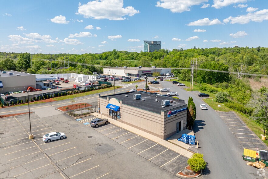 More Photos Of 8-10 Newbury St, Danvers Unknown For Lease