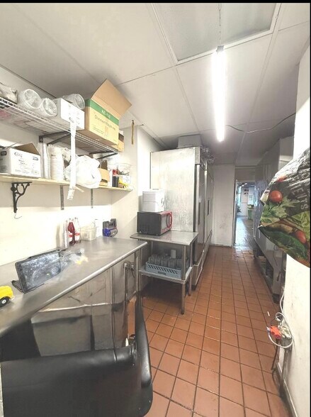 More Photos Of 1439 Vine St, Philadelphia Restaurant For Lease