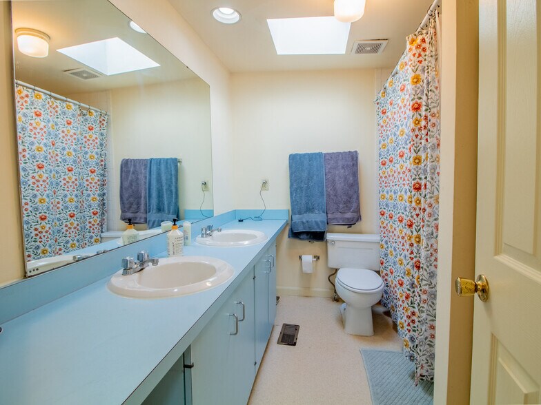 More Photos Of 1911 S 11th St, Saint Louis Apartments For Sale