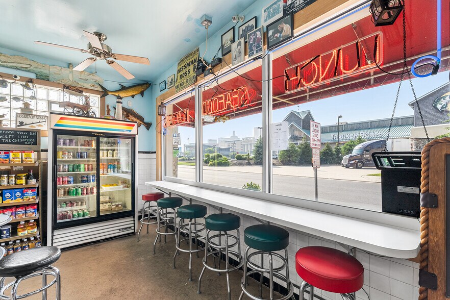 More Photos Of 2243 Arctic Ave, Atlantic City Storefront Retail Residential For Sale